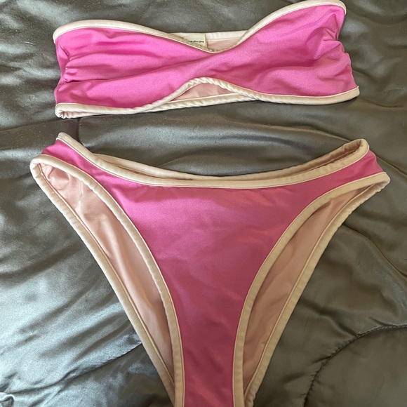 Bikini Set - Picture 4 of 4